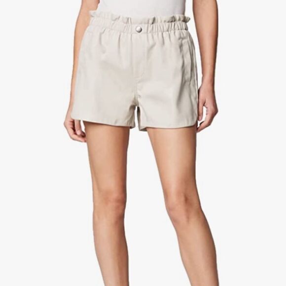 NWT Blank NYC Elastic Waist Ivory Faux Leather Short - Picture 2 of 4